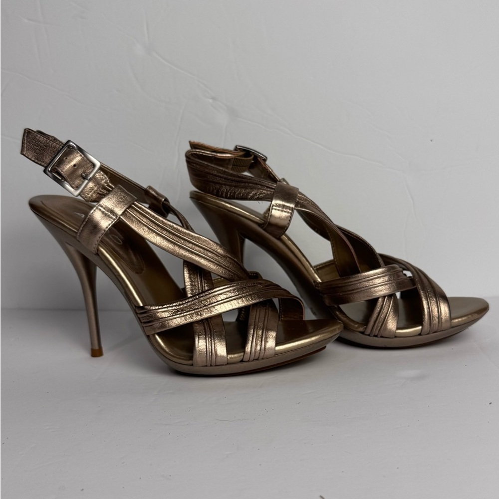 ALDO Women's Gold Strappy Sandals Sz 7 - Picture 2 of 11